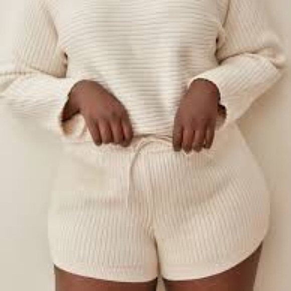 Reformation Lounge Shorts Ivory Ribbed Cort Sz X-Large - Picture 3 of 10